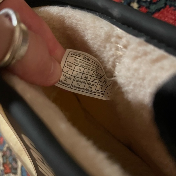 Ugg Womens classic clear boot - Picture 5 of 5